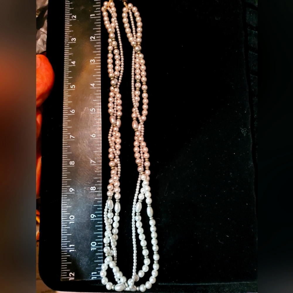 11" Vintage imitation  pearl necklace